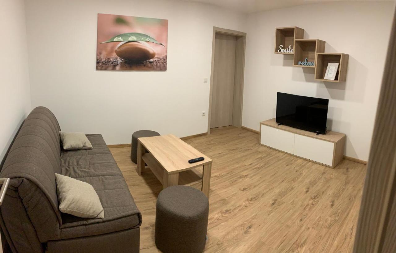 Petite Apartment Μαριμπόρ Εξωτερικό φωτογραφία